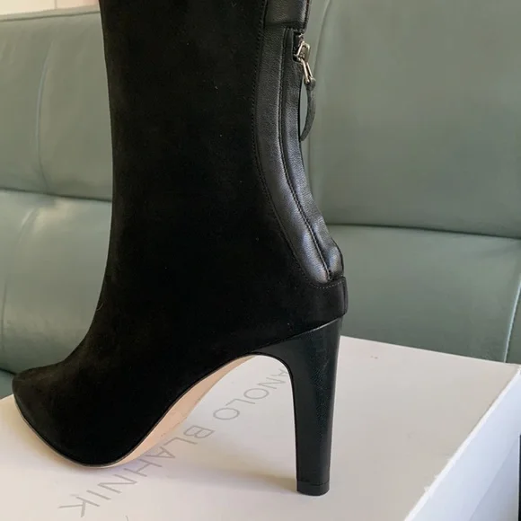 Manolo Blahnik Zufapla Suede Stiletto Ankle Booties - Picture 8 of 8